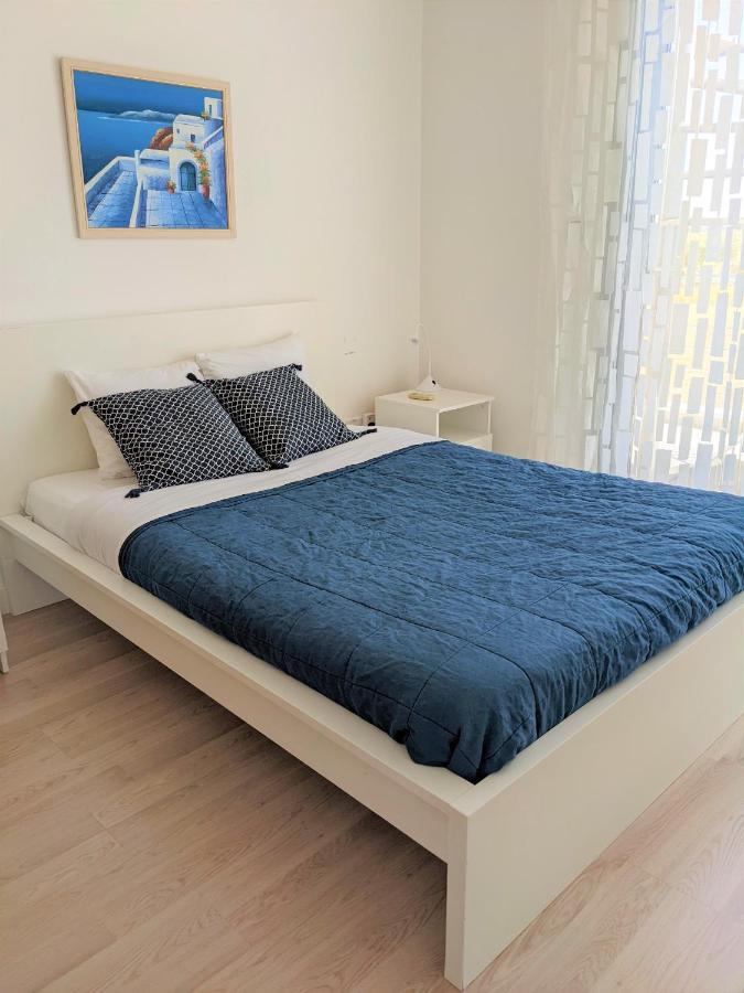 T&E Villa Larnaca Esterno foto
